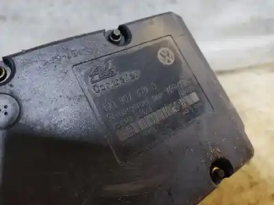 Second-hand car spare part abs for audi a3 (8l) 1.9 tdi oem iam references 1j0907379q  estantería 98