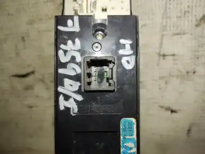 Peça sobressalente para automóvel em segunda mão botão / interruptor elevador vidro dianteiro esquerdo por mazda cx-7 (er) active referências oem iam k0021  estantería 70