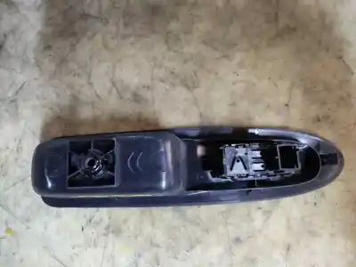 Peça sobressalente para automóvel em segunda mão botão / interruptor elevador vidro traseiro direito por citroen c4 lim. collection referências oem iam 96657926xt  estantería 44