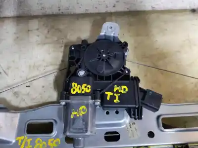 Peça sobressalente para automóvel em segunda mão elevador de vidros traseiro esquerdo por opel zafira (c) excellence start/stop referências oem iam 13260141