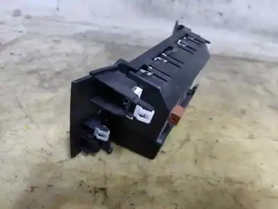 Second-hand car spare part multifunction display for citroen c4 lim. collection oem iam references 9804493780  estantería 42