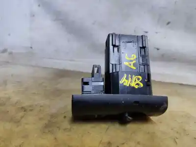 Second-hand car spare part headlights switch for audi a6 berlina (4b2) 2.4 (121kw) oem iam references   estantería 73