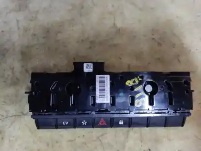 Peça sobressalente para automóvel em segunda mão interruptor 4 piscas - emergência por renault clio v (b7_) 1.6 e-tech 145 (b7mu) referências oem iam 283e87996r  estantería 54 Peça sobressalente para automóvel em segunda mão interruptor 4 piscas - emergência por renault clio v (b7_) 1.6 e-tech 145 (b7mu) referências oem iam 283e87996r  estantería 54