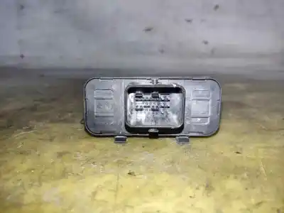 Second-hand car spare part light control unit for citroen c4 picasso exclusive oem iam references 9682408680  estantería 44