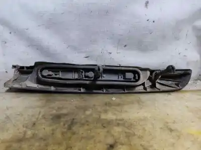 Second-hand car spare part left tailgate light for renault kangoo (f/kc0) authentique 64 cv / 47 kw oem iam references   estantería 24 Second-hand car spare part left tailgate light for renault kangoo (f/kc0) authentique 64 cv / 47 kw oem iam references   estantería 24