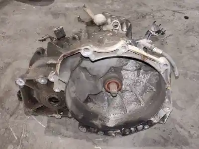Pezzo di ricambio per auto di seconda mano riduttore per opel vectra c ranchera familiar (z02) 2.2 dti (f35) riferimenti oem iam   palet 89 fila 2