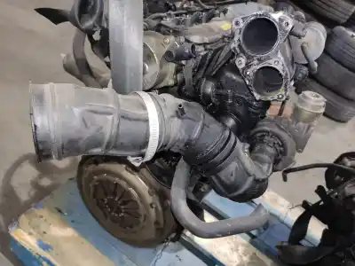 Pièce détachée automobile d'occasion MOTEUR COMPLET pour VOLVO V40 FAMILIAR  Références OEM IAM D4192T3 FILA 4 PALET 25