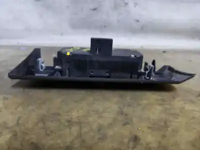 Second-hand car spare part headlights switch for bmw serie 5 touring (e61) 530d oem iam references   estantería 85