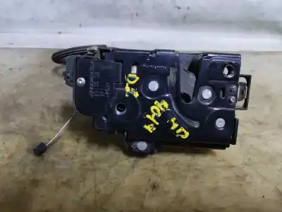 Second-hand car spare part left front door lock for volkswagen caddy ka/kb (2k) kombi oem iam references 3b1831/7015an  estantería 77