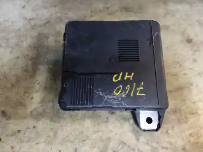 Second-hand car spare part fuse box unit for renault megane ii berlina 5p confort authentique oem iam references 8200306033a  