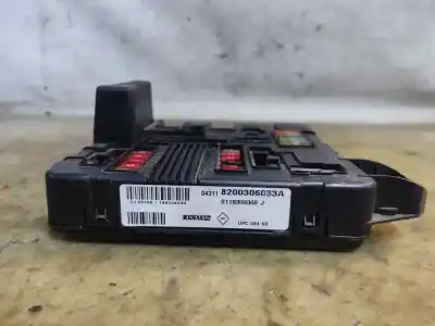 Second-hand car spare part fuse box unit for renault megane ii berlina 5p confort authentique oem iam references 8200306033a  