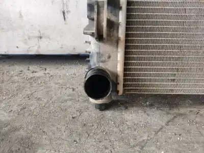 Peça sobressalente para automóvel em segunda mão RADIADOR DE ÁGUA por DACIA DUSTER II  Referências OEM IAM 214100078R  ESTANTERÍA 130 B