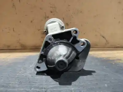 Peça sobressalente para automóvel em segunda mão motor de arranque por dacia duster ii comfort referências oem iam 233003329r fila 1 palet 35