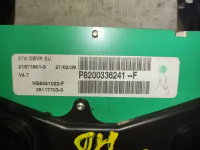 Second-hand car spare part dashboard for renault kangoo (f/kc0) authentique oem iam references 8200336241  estantería 23
