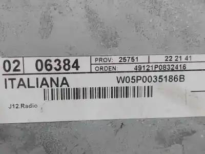 Second-hand car spare part audio system / radio cd for seat leon (1p1) reference oem iam references w05p0035186b  estantería 82
