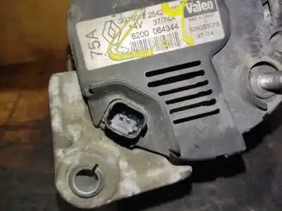 Автозапчастина б/у генератор для renault clio ii fase ii (b/cb0) authentique посилання на oem iam 8200064344 fila 2 palet 35