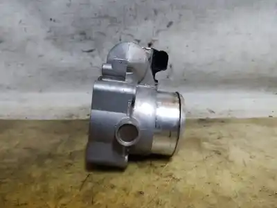 Peça sobressalente para automóvel em segunda mão borboleta de admissão por audi a4 berlina (8e) 1.8 20v turbo referências oem iam 06b133062m