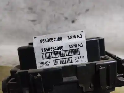 Автозапчасти б/у блок реле/предохранителей за peugeot 307 (s1) xr ссылки oem iam 9650664080  estantería 47