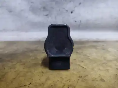 Peça sobressalente para automóvel em segunda mão bobina de ignição por audi a4 berlina (8e) 1.8 20v turbo referências oem iam   estantería 98