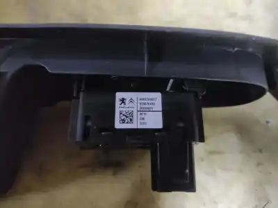 Peça sobressalente para automóvel em segunda mão botão / interruptor elevador vidro traseiro direito por citroen c4 lim. collection referências oem iam 96657926xt  estantería 44
