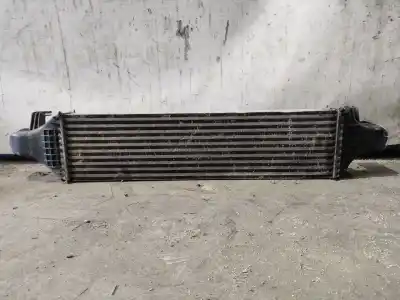 Pezzo di ricambio per auto di seconda mano INTERCOOLER per MERCEDES-BENZ CLASE A (W176)  Riferimenti OEM IAM A2465000900  ESTANTERÍA 142 A