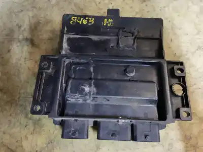 Second-hand car spare part Ecu Engine Control for RENAULT KANGOO (F/KC0) Authentique OEM IAM references 8200331477  ESTANTERÍA 52
