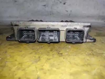 Second-hand car spare part ecu engine control for renault kangoo (f/kc0) authentique oem iam references 8200331477  estantería 52