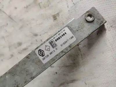 Recambio de automóvil de segunda mano de elevalunas delantero derecho para renault fluence 1.5 dynamique [1.5 ltr. - 78 kw dci diesel] referencias oem iam 807200013r  gancho 70