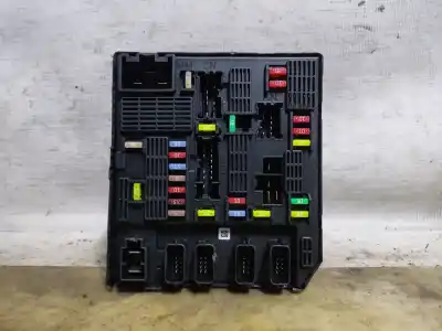 Second-hand car spare part fuse box unit for renault fluence 1.5 dynamique [1.5 ltr. - 78 kw dci diesel] oem iam references 284b66346r  estantería 54