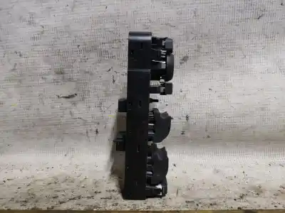 Second-hand car spare part left front power window switch for renault fluence 1.5 dynamique [1.5 ltr. - 78 kw dci diesel] oem iam references 254000006r  estantería 54