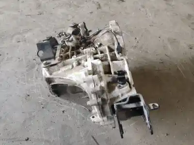 Second-hand car spare part gearbox for kia ceed active 116 cv / 85 kw oem iam references waj6h348608 palet 5 
