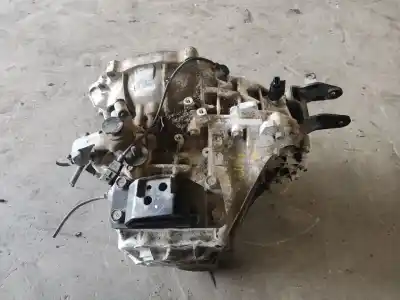 Second-hand car spare part gearbox for kia ceed active 116 cv / 85 kw oem iam references waj6h348608 palet 5 