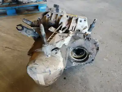 Автозапчастина б/у коробка передач для renault kangoo (f/kc0) alize 75 cv / 55 kw посилання на oem iam jb3168 palet 18 