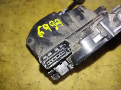 Peça sobressalente para automóvel em segunda mão fechadura da porta dianteira direita por nissan micra (k12e) acenta referências oem iam 1204c  estantería 57