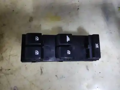 Peça sobressalente para automóvel em segunda mão Botão / Interruptor Elevador Vidro Dianteiro Esquerdo por KIA CEED Concept 116 CV / 85 KW Referências OEM IAM 610B31503599  ESTANTERÍA 70
