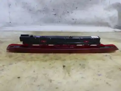 Peça sobressalente para automóvel em segunda mão farolim de travão central por ford focus berlina (cap) ambiente (d) referências oem iam   estantería 40