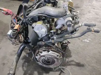 Peça sobressalente para automóvel em segunda mão motor completo por renault megane ii berlina 5p confort authentique referências oem iam f9q b8 fila 4 palet 73