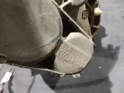 Pezzo di ricambio per auto di seconda mano riduttore per dacia duster ii comfort riferimenti oem iam tl4075 fila 1 palet 123