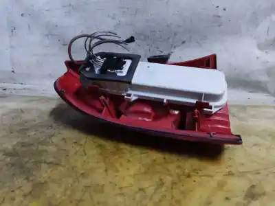 Second-hand car spare part right tailgate light for renault clio ii fase ii (b/cb0) authentique oem iam references   estantería 22