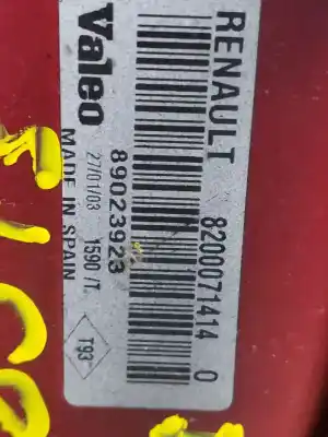 Автозапчасти б/у правый задний фонарь за renault clio ii fase ii (b/cb0) authentique ссылки oem iam 8200071414  estantería 23