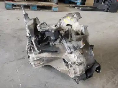 Second-hand car spare part gearbox for jaguar x-type 2.0 d executive oem iam references 4x4r-7002-aa palet 11 