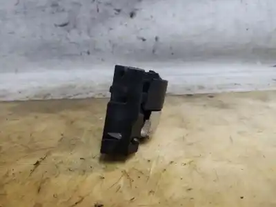 Second-hand car spare part interior left front handle for toyota rav 4 (a3) executive oem iam references   estantería 68