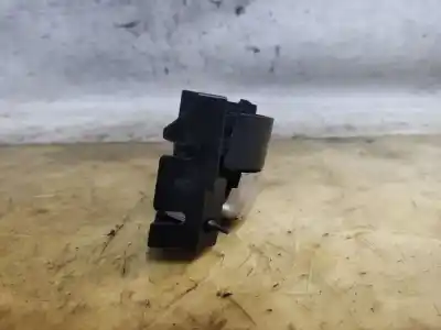 Second-hand car spare part interior left rear handle for toyota rav 4 (a3) executive oem iam references   estantería 70