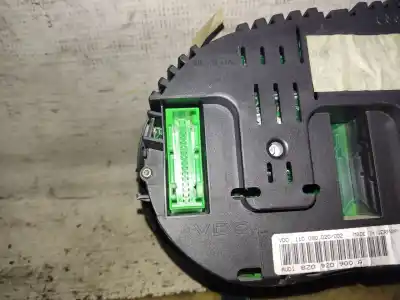 Peça sobressalente para automóvel em segunda mão quadrante por audi a2 (8z0) 1.4 referências oem iam 8z0920900a  estantería 17