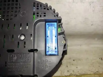 Peça sobressalente para automóvel em segunda mão quadrante por audi a2 (8z0) 1.4 referências oem iam 8z0920900a  estantería 17