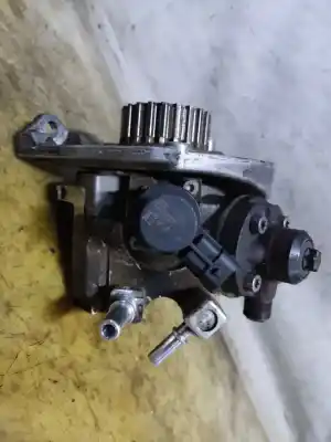 Second-hand car spare part injection pump for ford transit custom furgón (ttf) 2.2 250 l1 ambiente oem iam references 0445010592  estantería 61