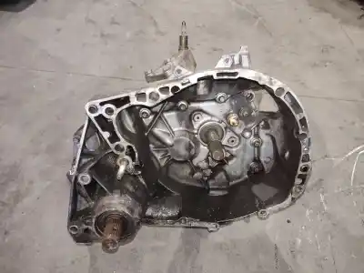 Recambio de automóvil de segunda mano de CAJA CAMBIOS para RENAULT EXPRESS  referencias OEM IAM   PALET 107 FILA 2
