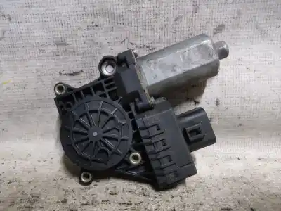 Second-hand car spare part Left Front Window Motor for FORD MONDEO BERLINA (GE) Ambiente (06.2003->) (D) 116 CV / 85 KW OEM IAM references 0130821770  ESTANTERÍA 102