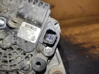 Автозапчастина б/у генератор для dacia dokker essential посилання на oem iam 231002949r fila 2 palet 35
