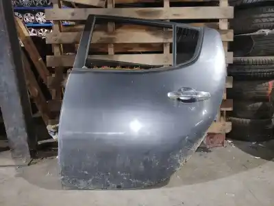 Автозапчасти б/у задняя левая дверь за mitsubishi l 200 (ka0/kb0) cabina doble intense 4x4 ссылки oem iam 